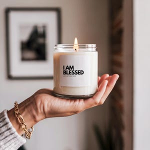 I Am Blessed Candle - Inspirierende Sojakerze mit positiver Affirmation | Dankbarkeit & Glaube Geschenk | Selbstfürsorge, Achtsamkeit Dekor