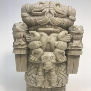 Maya stone statue - Etsy 日本