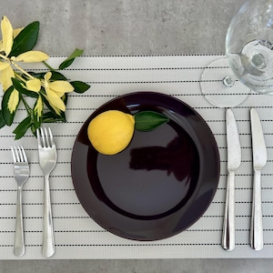 Kitchen Table Placemats Sets Heat-Resistant Non-Slip Washable Easy to Clean Premium Plastic Mats White/Black Stripes