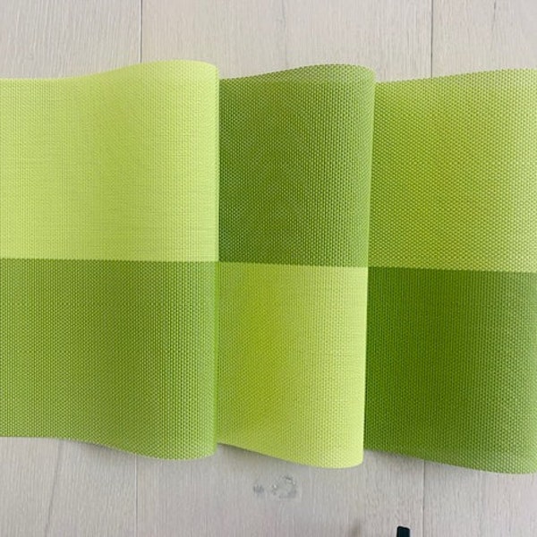 Placemats Set Lime/Green, Heat-Resistant, Non-Slip, Washable, Easy to Clean Premium Plastic Table Mats for Dining Table, Kitchen Table