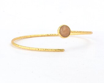 Golden Peach Moonstone Cuff Bracelet - Exquisite Gemstone Jewelry
