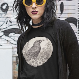 Raben T-Shirt, schwarzes Krähen Shirt, Krähen T-Shirt, Krähen Rabe Shirt, Raben Krähe Geschenk, Krähen Vogel Shirt, schwarz und weiß Krähe Shirt, Geschenk für sie