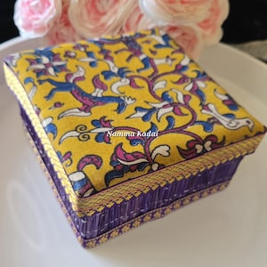 Indian Pooja gifts Kalamkari Fabric Korai Grass Gift Box Indian Wedding House warming Favor