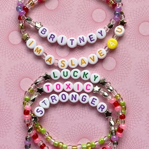 VERSANDFERTIG | BRITNEY Spears Friendship Perlenarmband 5er Set | Glück toxisch stärker ich bin Sklave 4 u 90s y2k
