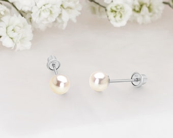 Orecchini a perno con chiusura a vite per bambina in argento sterling 925 placcato rodio con perle simulate