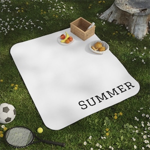Water-repellent Picnic Blanket with a carrying strap, Picnic Blanket