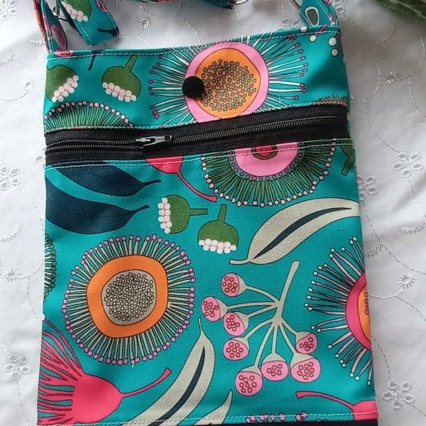 Australian themed Cross body bag   Phone Bag  Jocelyn Proust designed,  washable, lightweight,  adjustable.