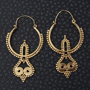 ethnic earrings, Handmade brass earring, tribal earrings, golden hoop, original earrings, bohemian earrings, beautiful earrings