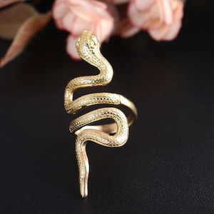 Long Gold Snake Ring, 18k Gold Snake Ring, Adjustable Gold Ring, Minimalist Serpent Ring, Serpent Jewelry, Animal Ring, Gold Statement Ring