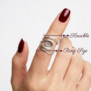 Justerbar fingerskena i sterlingsilver - Modern minimalistisk artritskena