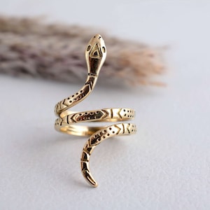 Gold Snake ring, snake ring ,statement ring, Open Serpent Band, Snake jewelry, Stacking Animal rings, Dainty ring, bohemian ring adjustable