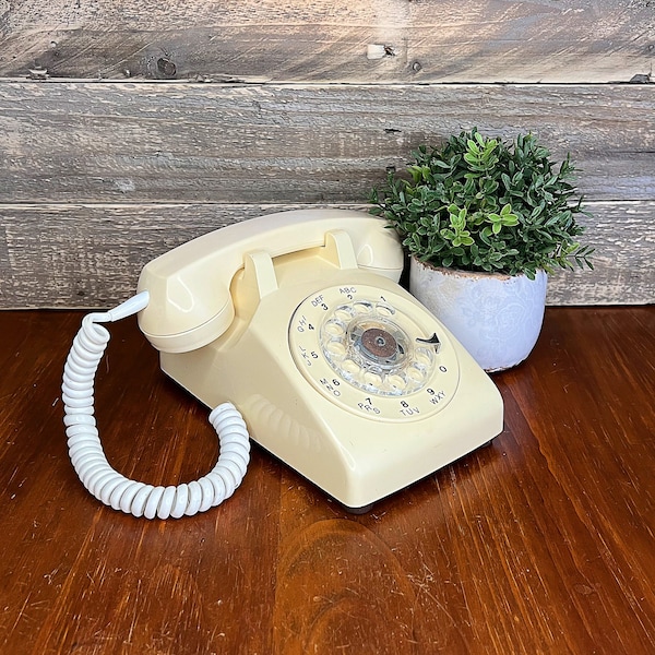 Vintage Cream Northern Telecom Rotary Telephone - Vintage Beige Telephone