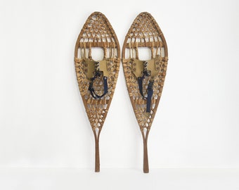 Vintage Wooden Snowshoes, Canada 11,5'' x 40'' (With Imperfections)