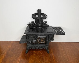 Vintage Mini Cast Iron Stove 'crescent' - Etsy