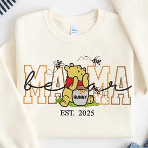Mama Bär Stickerei, Mama Est 2025, personalisierte Mama Stickerei, Muttertagsgeschenk, Muttertagsstickerei, Mama Stickdatei