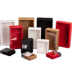 10 sztuk Kraft pudełko prezentowe z przezroczystym okienkiem z PVC ciasteczko ciasto cukierki przyjęcie weselne opakowanie tekturowe delikatne szuflada wyświetlacz pudełko prezentowe pudełka DIY
