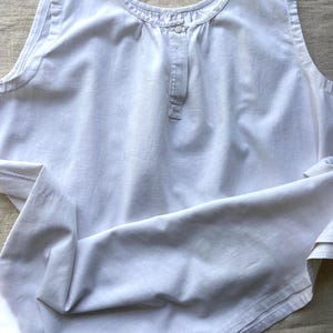 Oryginalna i stonowana francuska bawełniana sukienka bez rękawów z lnu vintage, rozmiar XL, rustykalna koszula nocna z lnu, koszula nocna, bez monogramu, lata 30. XX wieku zdjęcie 3