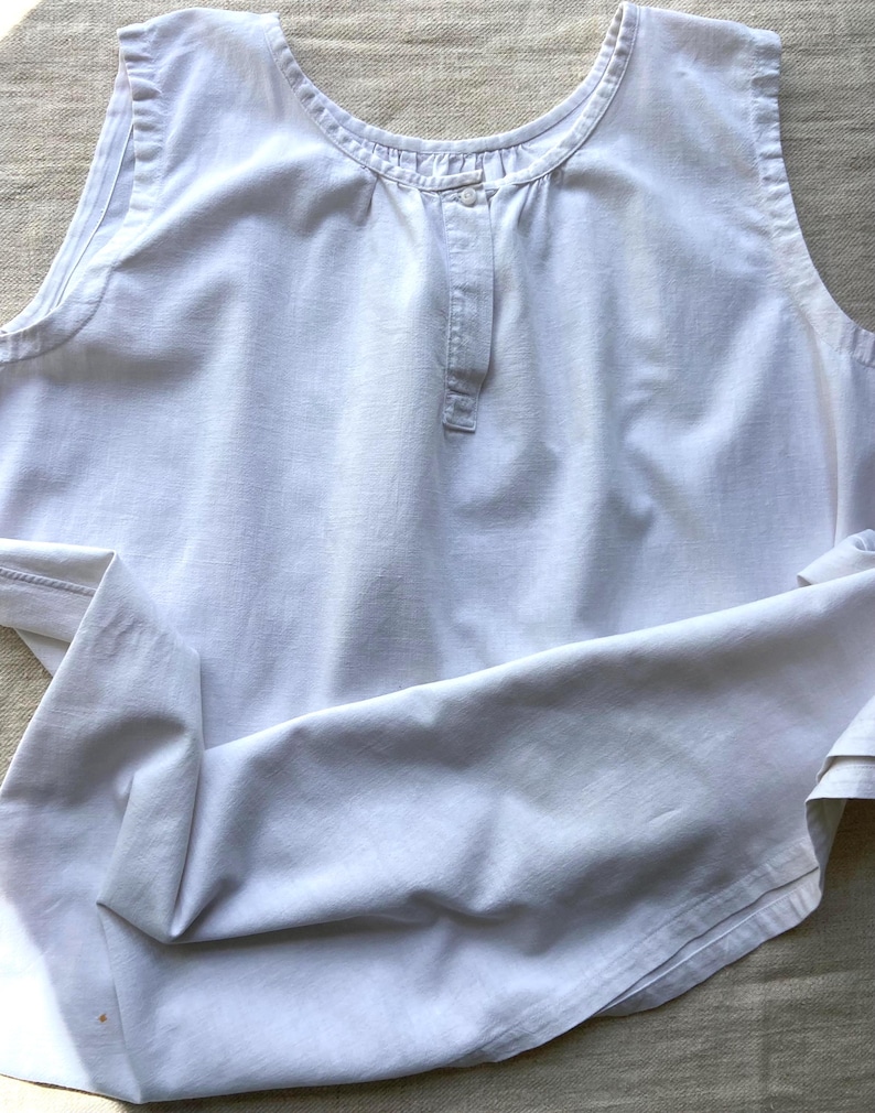 Oryginalna i stonowana francuska bawełniana sukienka bez rękawów z lnu vintage, rozmiar XL, rustykalna koszula nocna z lnu, koszula nocna, bez monogramu, lata 30. XX wieku zdjęcie 3