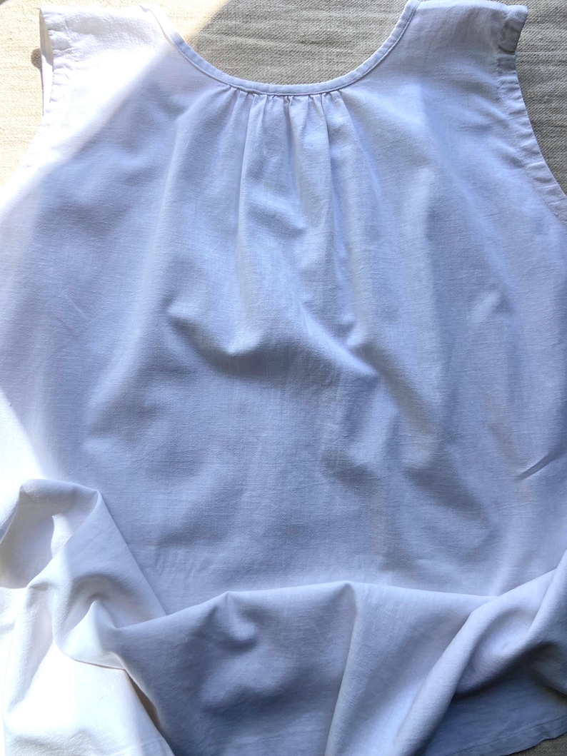 Oryginalna i stonowana francuska bawełniana sukienka bez rękawów z lnu vintage, rozmiar XL, rustykalna koszula nocna z lnu, koszula nocna, bez monogramu, lata 30. XX wieku zdjęcie 9