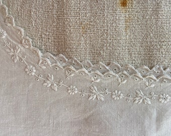 JC Monogram Antique Français Chemise en lin de chanvre pur Chemise de nuit à manches courtes, broderie finement détaillée, robe de nuit en lin rustique période 1900