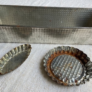 Vintage Rectangle Shape and Pastry Metal Cake Tin Molds, Old Patina, Country Tin Kitchen Cooking Ware, Traditional French Kitchen 1920s