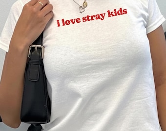 Ich liebe Stray Kids Baby-T-Shirt, ästhetisches Baby-T-Shirt, y2k Shirt, Stray Kids Fan Geschenk, Kpop Outfit, Stray Kids Konzert Outfit, Stray Kids Shirt