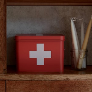 Red First Aid Kit Storage Box, Medicine Box, First Aid Canister, Metal Medicine Storage Tin, Vintage Style First Aid, First Aid Organiser