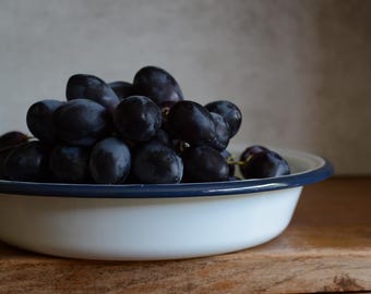 White Enamel Serving Bowl, Rustic Farmhouse Deep Dish, Salad Fruit Bread Kitchenware