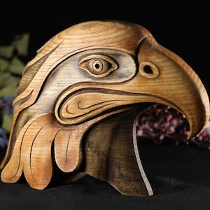 Maori, Eagle figurine Wooden eagle head, Bald eagle statue Bird statue Bird figurine Wood sculpture New zealand Eagle sculpture Wood carving