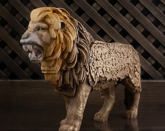 木製のライオンの彫刻、手彫りの彫像、木彫り、アフリカの動物の