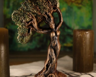 ドライアド像：ギリシャ神話の森のニンフ木製自然の女神木彫り精霊