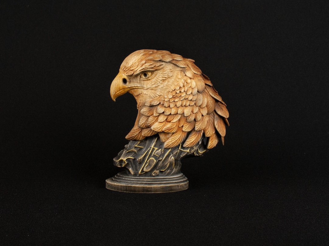 Maori Eagle Head Figurine: Carved Wood Bald Eagle Statue - Etsy