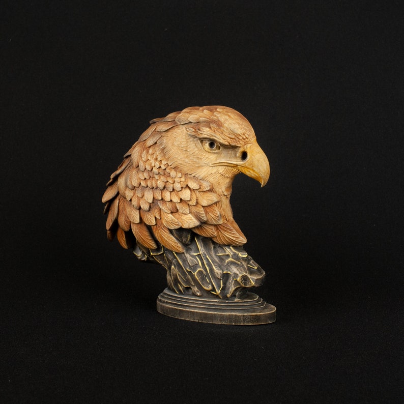 Maori Eagle Head Figurine: Carved Wood Bald Eagle Statue - Etsy Canada