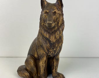 Wolf Statue: Norse Mythology Fenrir Decor