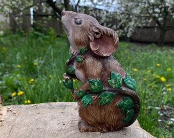 ネズミの像：葉の彫刻、動物の置物の木彫り - Etsy 日本