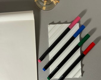 Porte-stylo au design minimaliste pour l'organisation du bureau