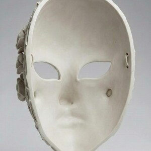 Maschera di rosa spinata, scultura botanica dettagliata per decorazioni cosplay, file STL 3D immagine 4