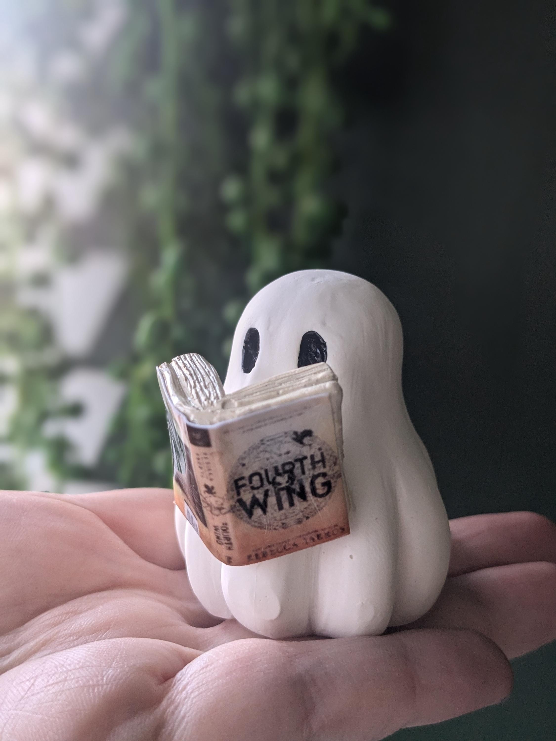 BOOK BOO! Handmade ghost figure reading their favourite book. Bookcase shelf decorations. Giddy Ghost collectable for book lovers and reader