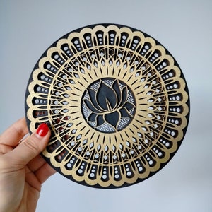 File di taglio laser Lotus Mandala, arte spirituale del taglio laser, Mandala SVG, geometria sacra, design SVG di meditazione del fiore di loto, download istantaneo