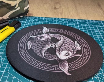 陰陽鯉の円形または円形コンピュータマット - デスクトップマウスパッド - 魚のギフト