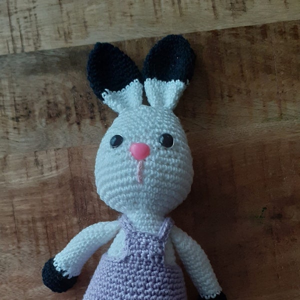 doudou lapin blanc au crochet