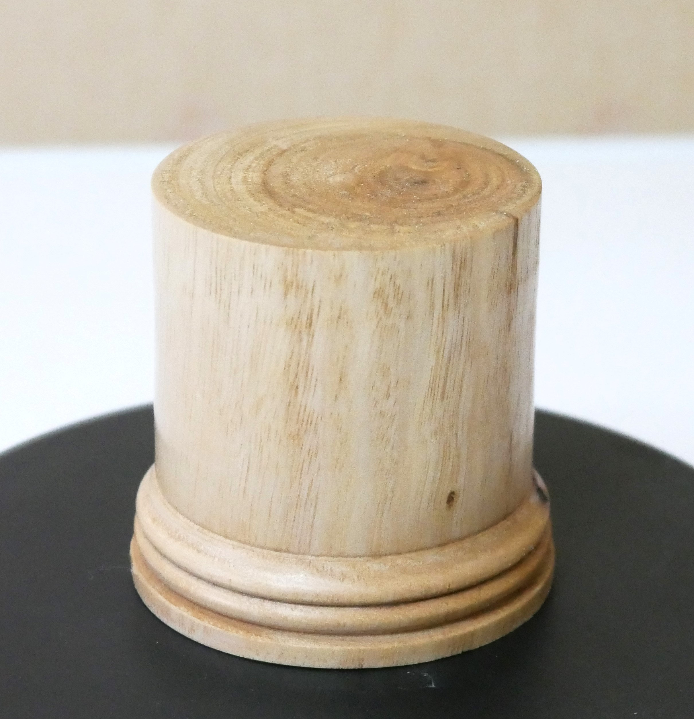 Peanas ovaladas madera. En madera de pino crudo. Bordes torneados. Ideal  para pintar. Manualidades y decoración (Ovalada 35)
