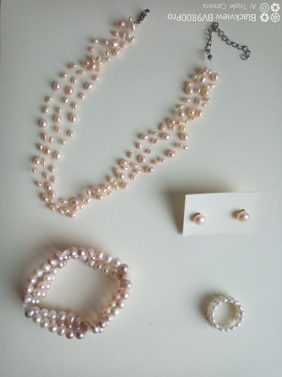 Stylish sweet water pearl jewelry set, necklace, … - image 1