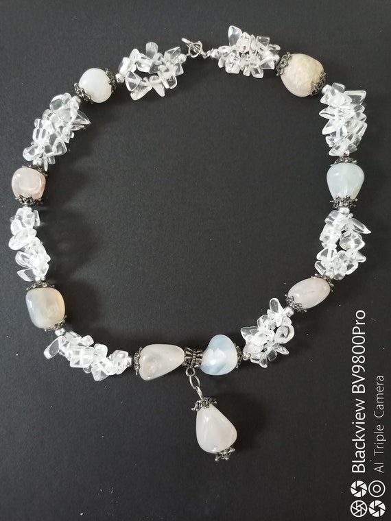 Clear quartz and snowy quartz jewelry set, neckla… - image 1