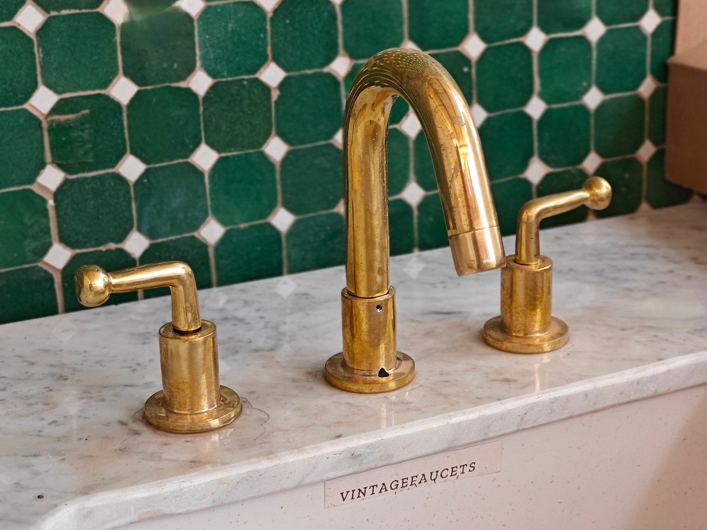 Antique Brass Vanity 3 Hole Faucet, Solid Brass Deck Mounted Bathroom Faucet, Bathroom Sink Faucet