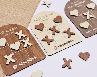 Personalized Winter Wedding Game: Tic Tac Toe & Ring Toss Table Decor