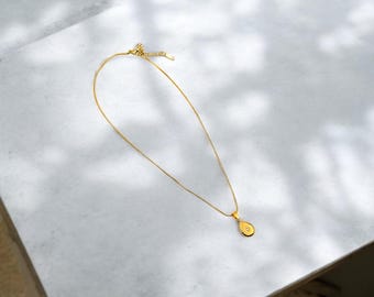 Dainty Gold Teardrop Pendant Necklace: Minimalist Jewelry Gift