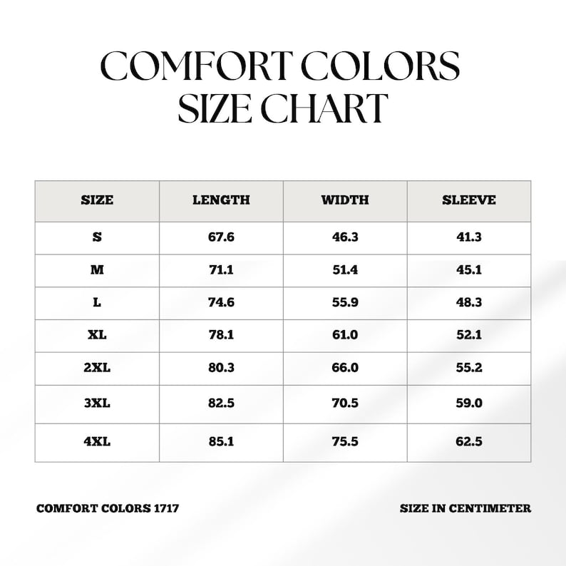 Puede incluir: Una tabla de tallas para ropa Comfort Colors, con medidas en cent&iacute;metros. La tabla incluye tallas de la S a la 4XL, con medidas de largo, ancho y manga. El texto "COMFORT COLORS SIZE CHART" est&aacute; en la parte superior.
