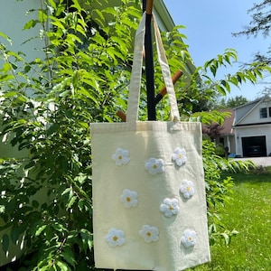 Tote bag, Punch Needle Embroidered Handmade Tote Bag, Hand Tufted Tote Bag, Shoulder Bag, Personalized Gift Bag, Punch Bag, Bag, Daisy Bag