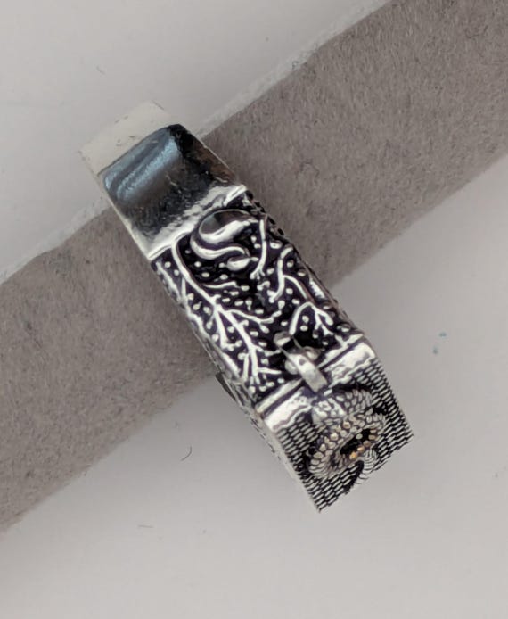 Ornate Rectangular Silver Snake Poison Ring, Size… - image 7
